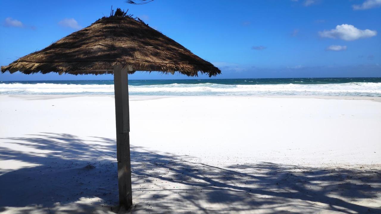 Casa Na Praia Monte Alto - Arraial アハイアウ・ド・カボ エクステリア 写真